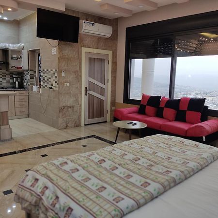 Lotus Housing For Furnished Apartments Джераш Екстериор снимка