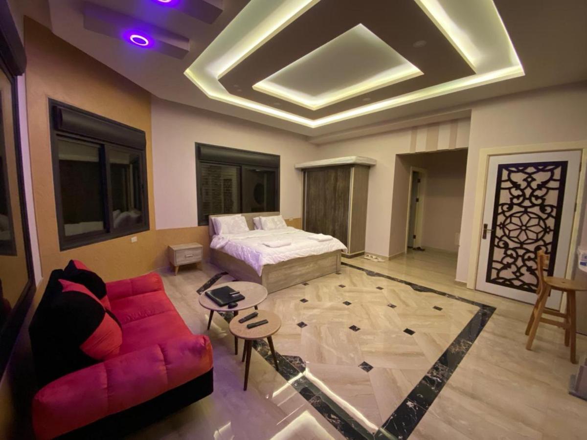 Lotus Housing For Furnished Apartments Джераш Екстериор снимка