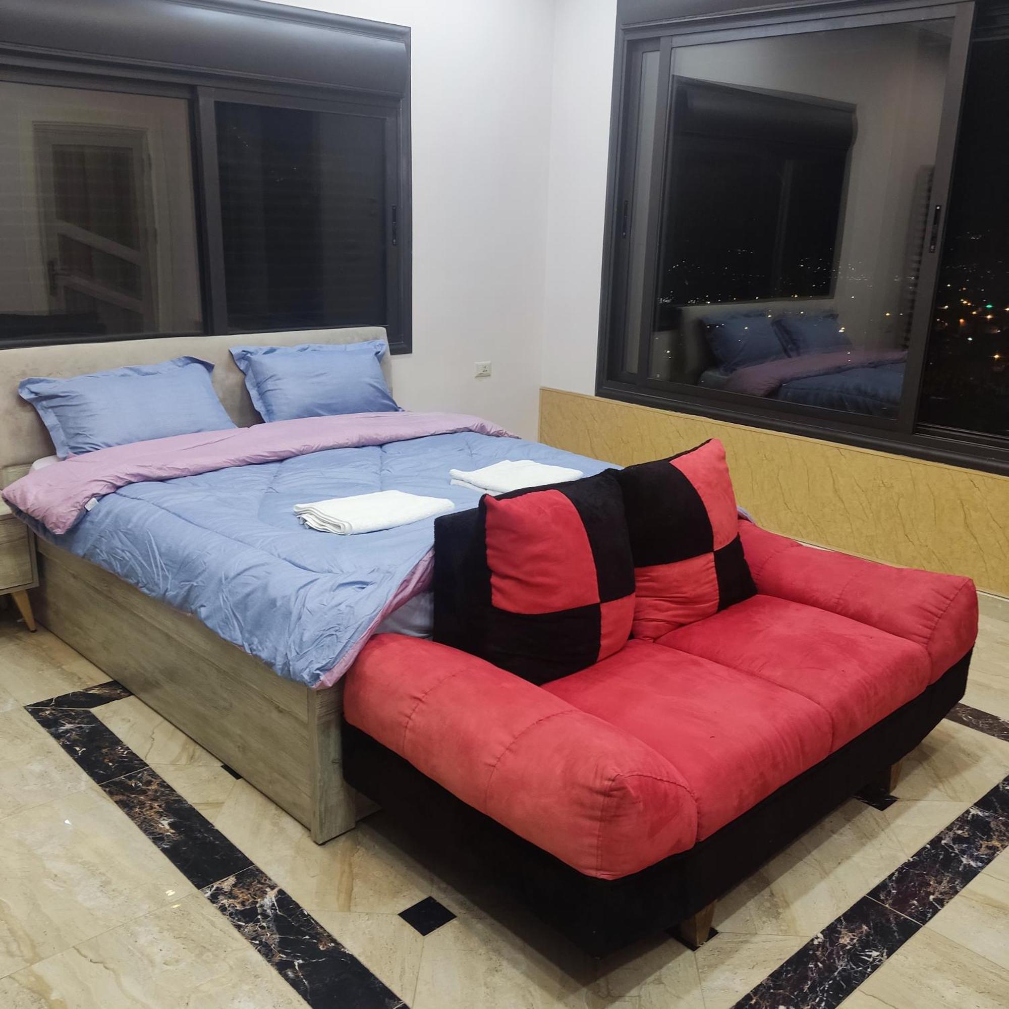 Lotus Housing For Furnished Apartments Джераш Екстериор снимка