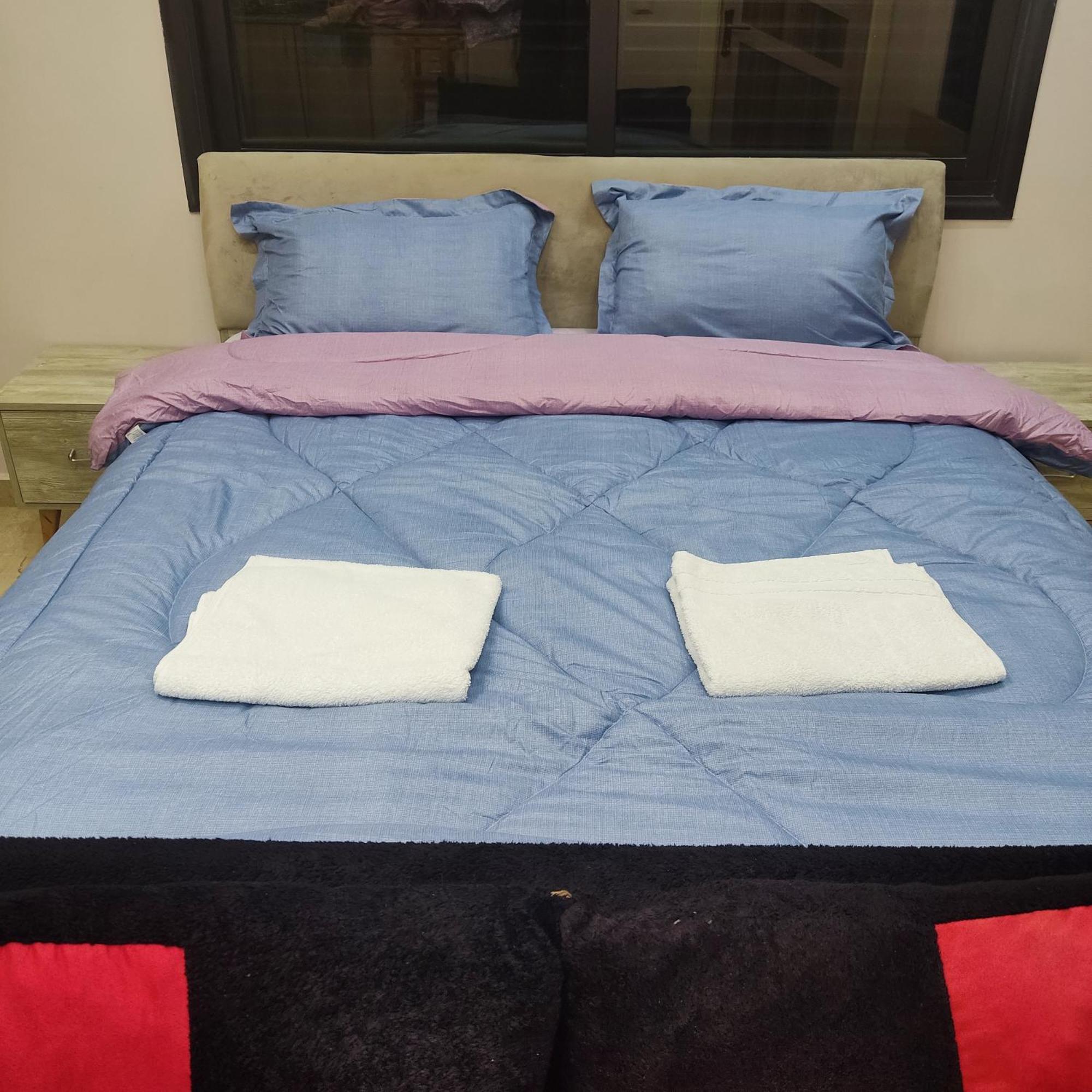 Lotus Housing For Furnished Apartments Джераш Екстериор снимка