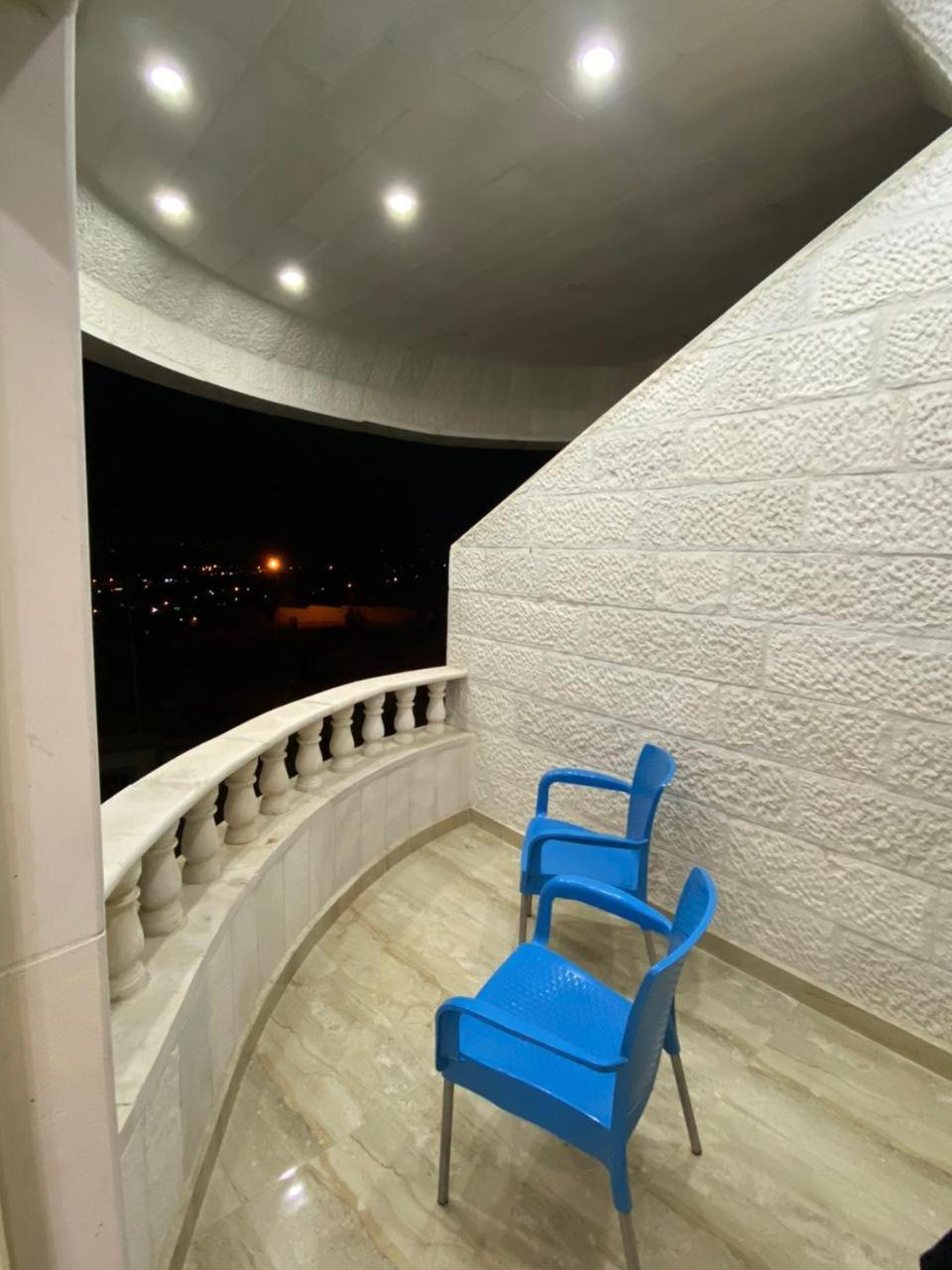 Lotus Housing For Furnished Apartments Джераш Стая снимка